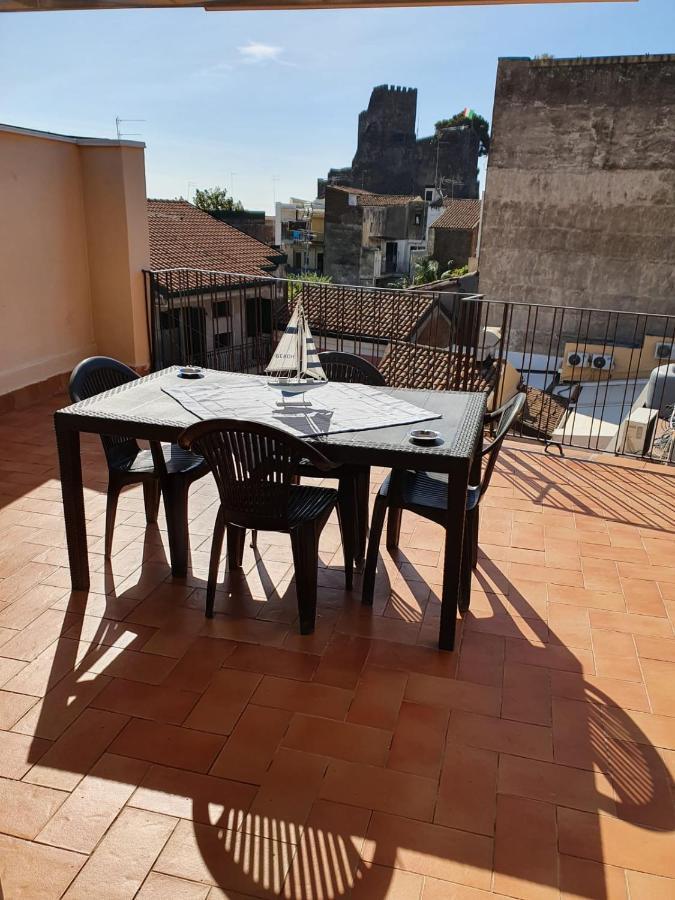 Apartamento Charme In Aci Castello Exterior foto